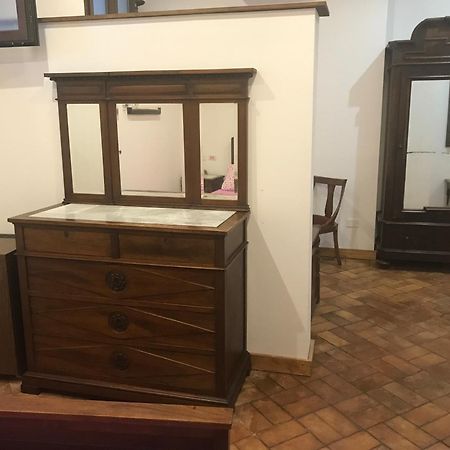 Le Prigioni Del Palazzo B&B 소라 객실 사진