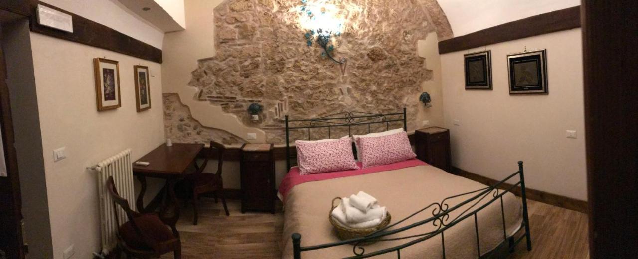 Le Prigioni Del Palazzo B&B 소라 외부 사진