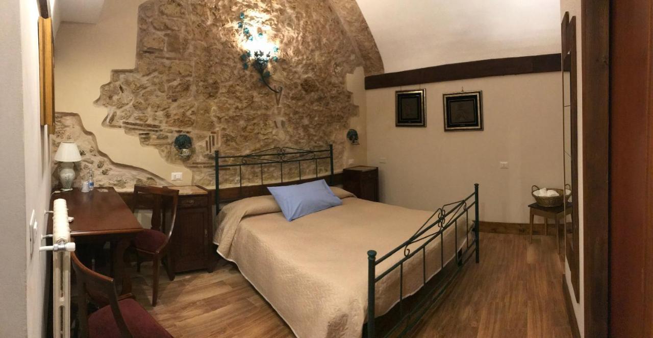 Le Prigioni Del Palazzo B&B 소라 외부 사진