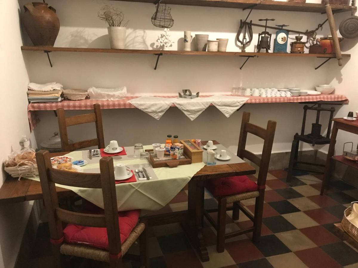 Le Prigioni Del Palazzo B&B 소라 외부 사진