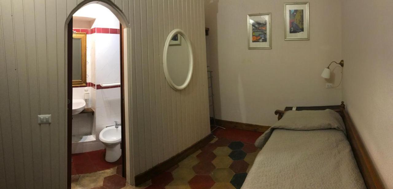 Le Prigioni Del Palazzo B&B 소라 외부 사진