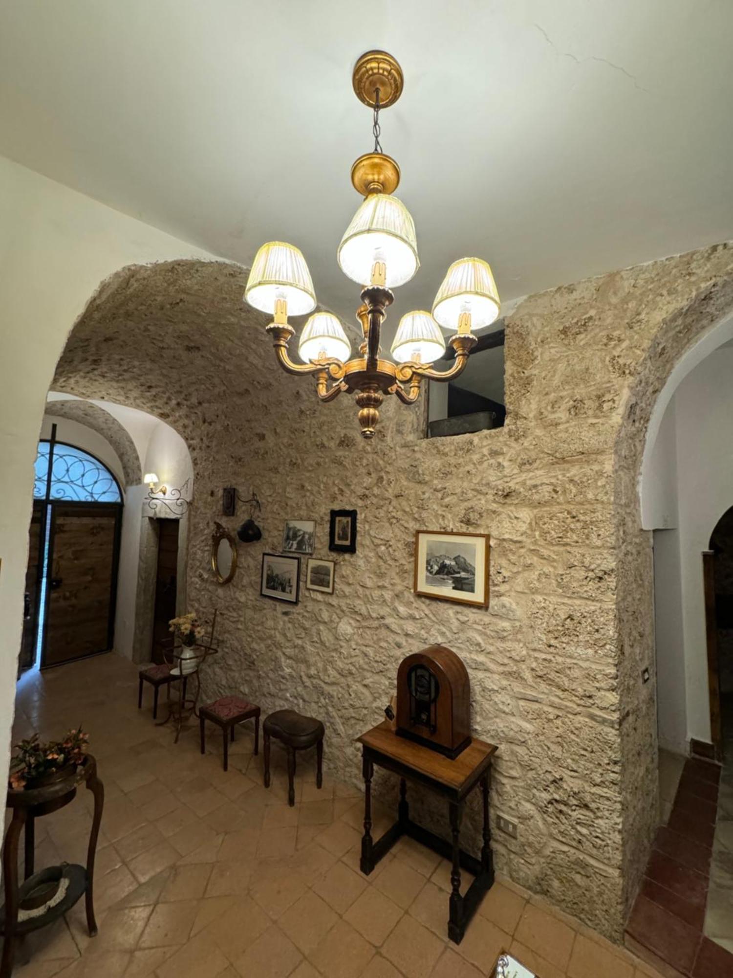 Le Prigioni Del Palazzo B&B 소라 외부 사진