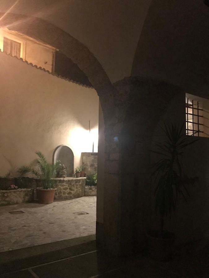 Le Prigioni Del Palazzo B&B 소라 외부 사진