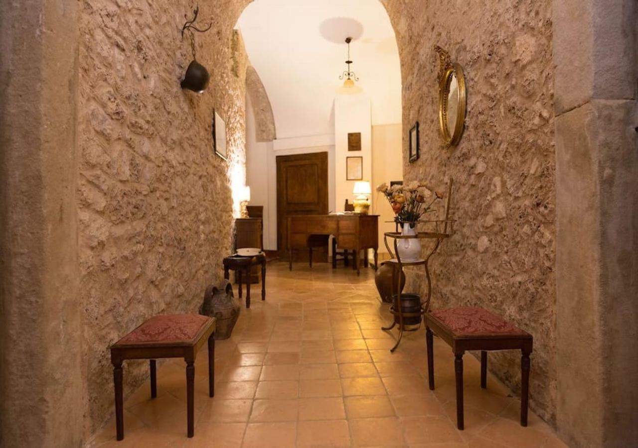 Le Prigioni Del Palazzo B&B 소라 외부 사진